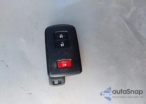 2017 Toyota Tacoma Trd Off Road z USA, uszkodzony, nr VIN 3TMCZ5AN5HM086487